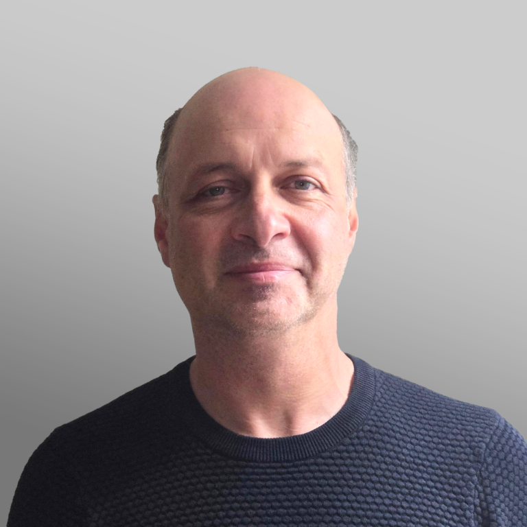 Yuriy Shterk Photo